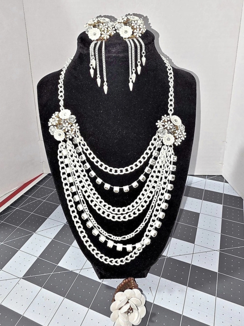 Betsey Johnson White Enamel Floral Multi-Strand Statement Necklace Set